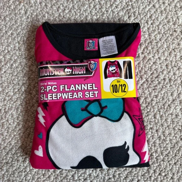 Monster High Girls 2-PC Flannel Sleepwear‎ Set Pink Black Skullette Size 10/12