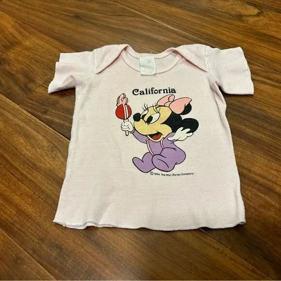 Disney vintage Minnie Mouse California 1984 light pink short sleeve shirt