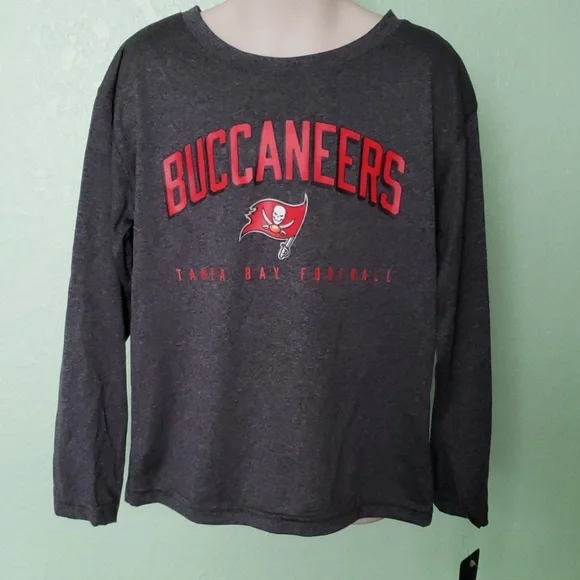 TAMPA BAY BUCS shirt
