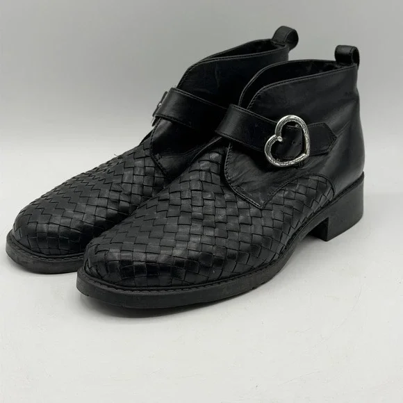 Vintage Brighton Womens 7.5 Krista Black Woven Leather Ankle Boots Heart Buckle