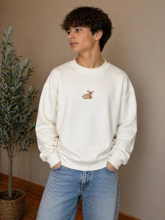 497. Art Class Deer Graphic Sweatshirt NWT | White Crewneck Pullover