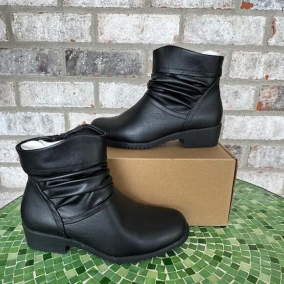 Cliffs by White Mountain Booties - Durbon BLACK/Smooth 7 Wide