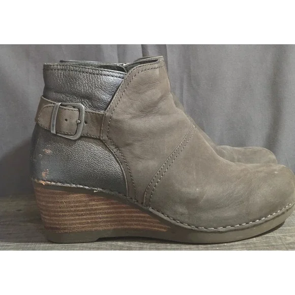 Dansko Shirley Leather Ankle Wedge Boots Womens Size 39 US 9 Gray
