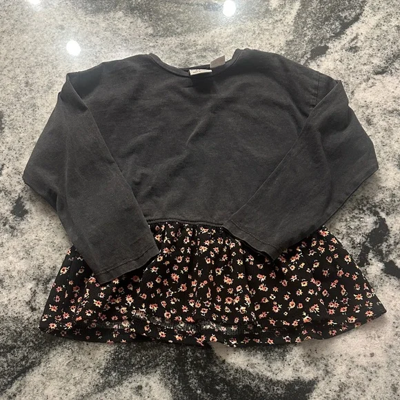 Zara washed‎ black long sleeve with floral peplum bottom detail size 3-4 toddler