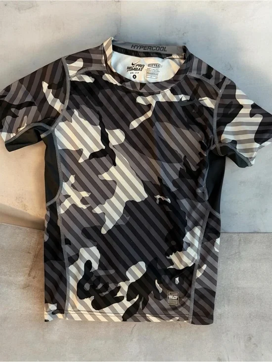 Nike Boys Short Sleeve Compression Tee in Black & Gray Camo