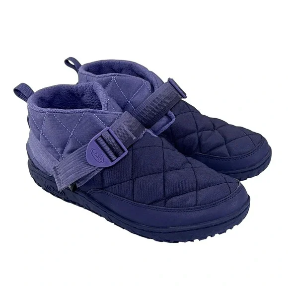 Chaco Ramble Puff Boots Womens 9 Purple Quilted Fleece Lined Outdoor Cozy Shoes