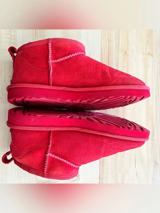 UGG Classic Ultra Suede Mini Boots, Sz 7