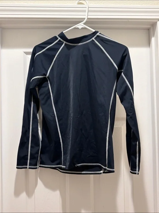 Long-Sleeve Rash Guard Swim Top