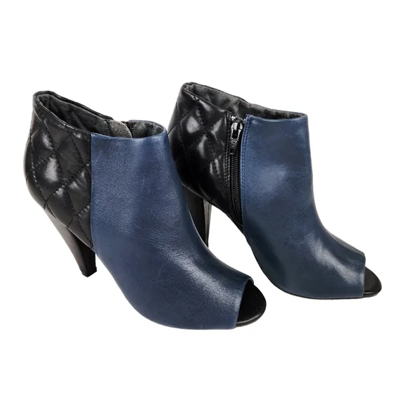Seychelles Amusing Leather Peep Toe Diamond Quilted Ankle Boots Womens Size 7
