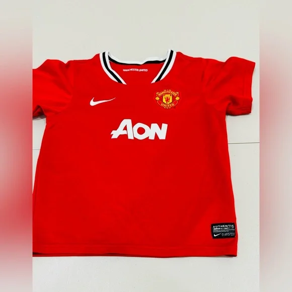 CHICHARITO Manchester United 2011 2012 Home Shirt Soccer Jersey Nike Kids Sz S‎