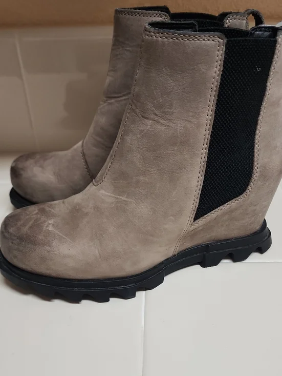 SOREL JOAN of ARC III Wedge Chelsea Ankle Boots