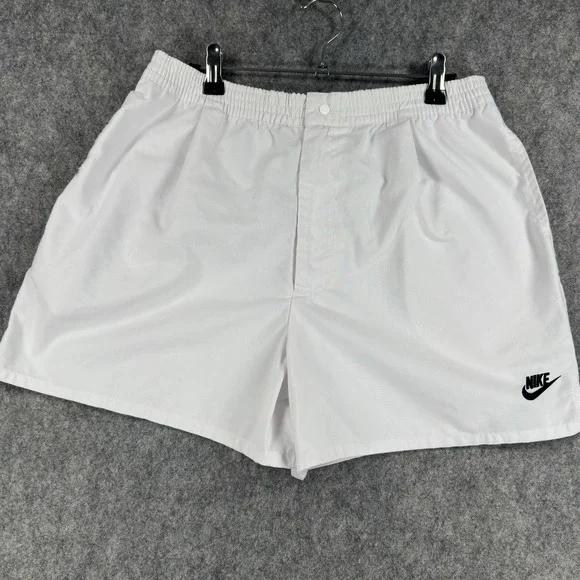 Vintage Nike Shorts Boys XL 18-20 White‎ Athletic Gym Training Y2K Thailand