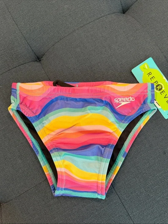 Speedo Youth Rainbow Wave Swim Brief - Multicolor NEW, Euro  waist 24 and 26