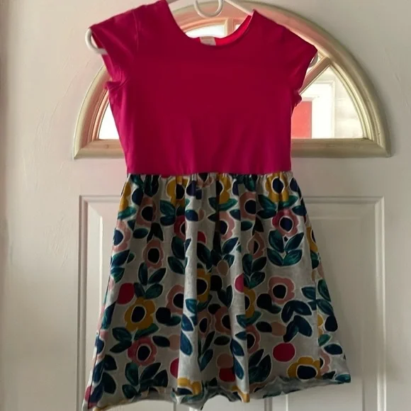 Girls dress
