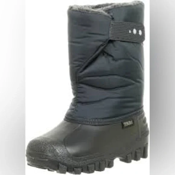 NWT Tundra Toddler Teddy Snow Boots in Navy in size c11