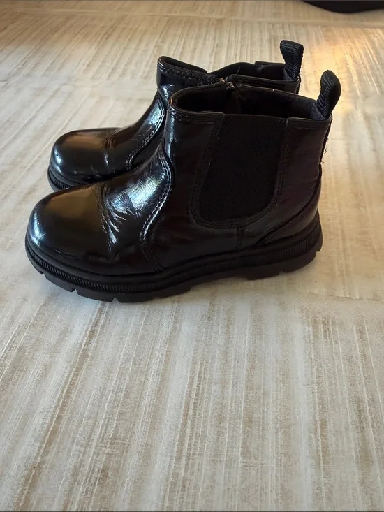 Zara Black Patent Chelsea Boots for Kids