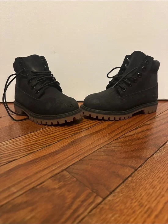 Timberland Kids Black Nubuck Lace-Up Ankle Boots
