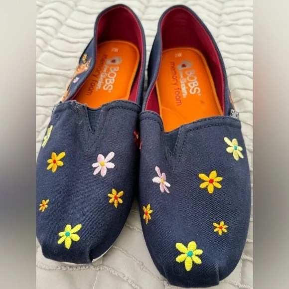 BOBS scooby doo slip ons womans 7