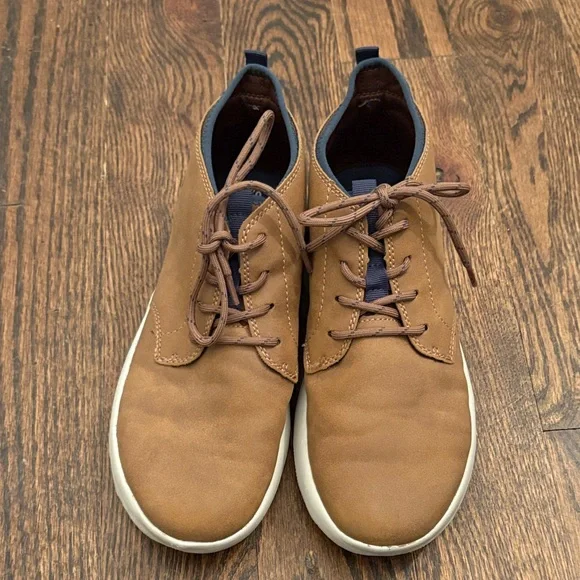 Sperry Youth size 6 Shoes
