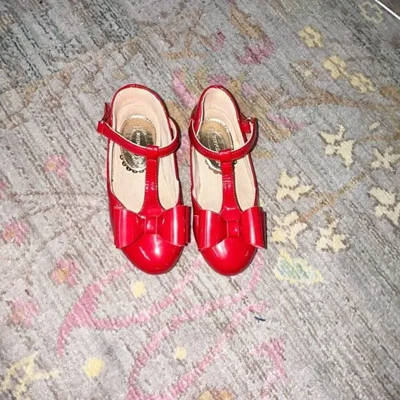 Joyfolie red patent leather bow flats sz 10
