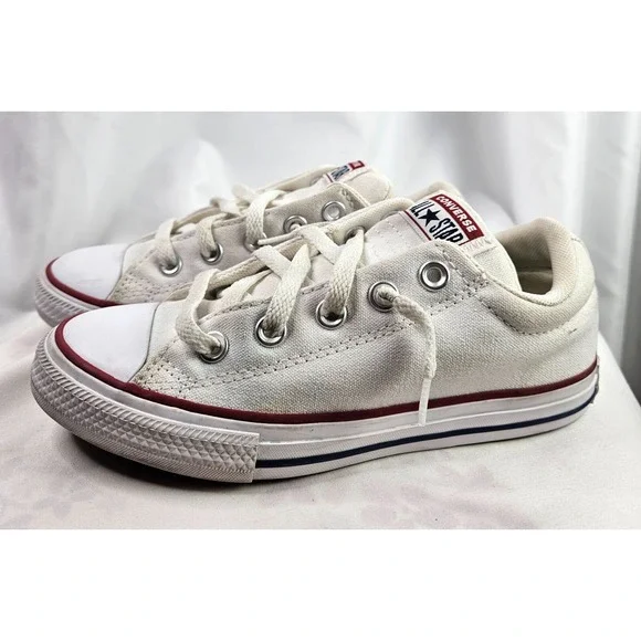 Converse Shoes Youth 2 Chuck Taylor All Star Sneaker White Lace Up Low Top Class
