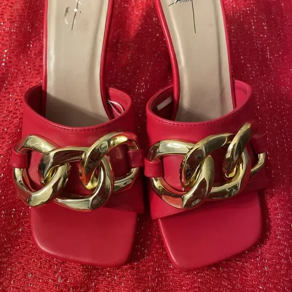 Bisou Bisou Michele Bohbot Red Mules 2.5