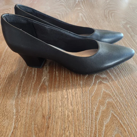 CLARKS Collection 