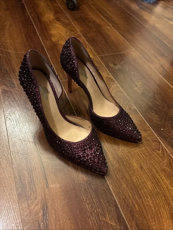 Gianni Bini Burgundy sparkly high heels with rhinestone embellishments