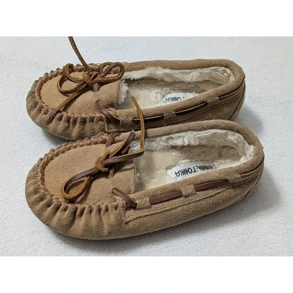 Minnetonka Moccasins Girls Suede Slippers Faux Fur Lined Kids Shoes Sz 12‎ Youth