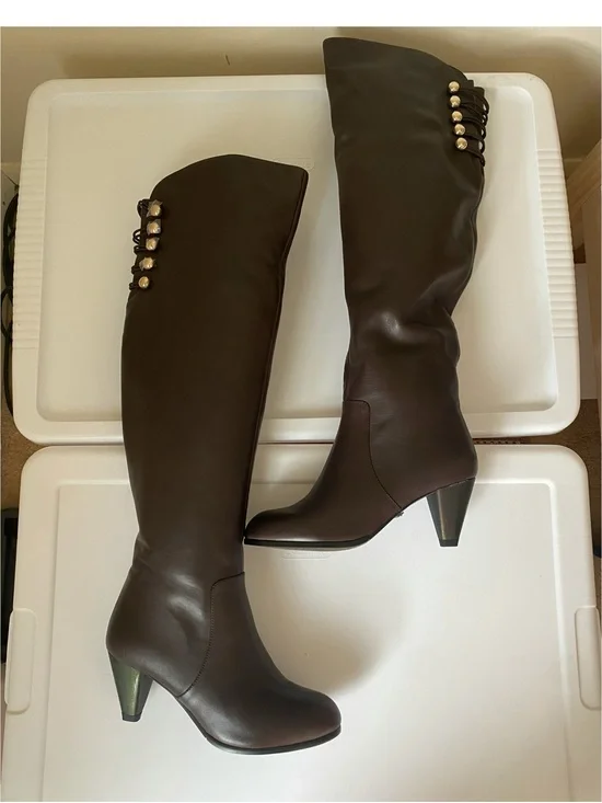 New Brown Knee-High Leather Boots with Side Zip size 36