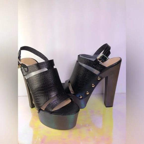 Black Croc-Embossed Platform Heels size 7 NWOT
