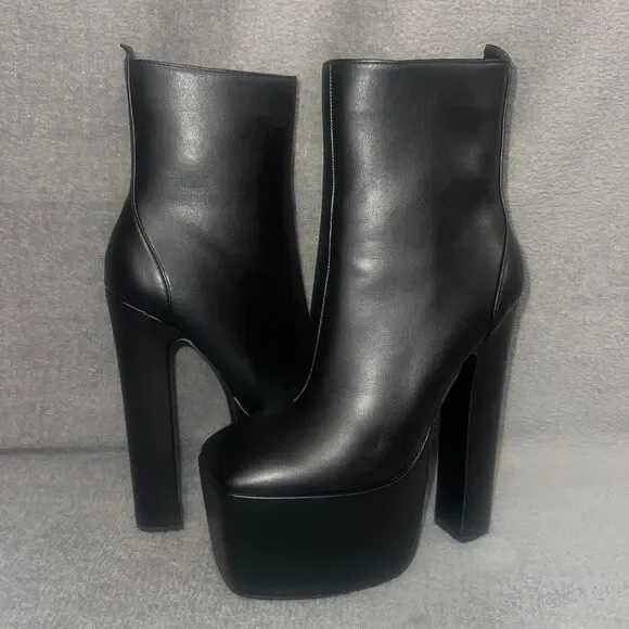 Pink Kiss Black Platform Women's Heels Size 7.5 new without tags