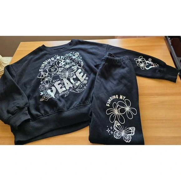 Justice Girls Black Finding My Peace Holographic Sweatshirt and Sweatpants Set S