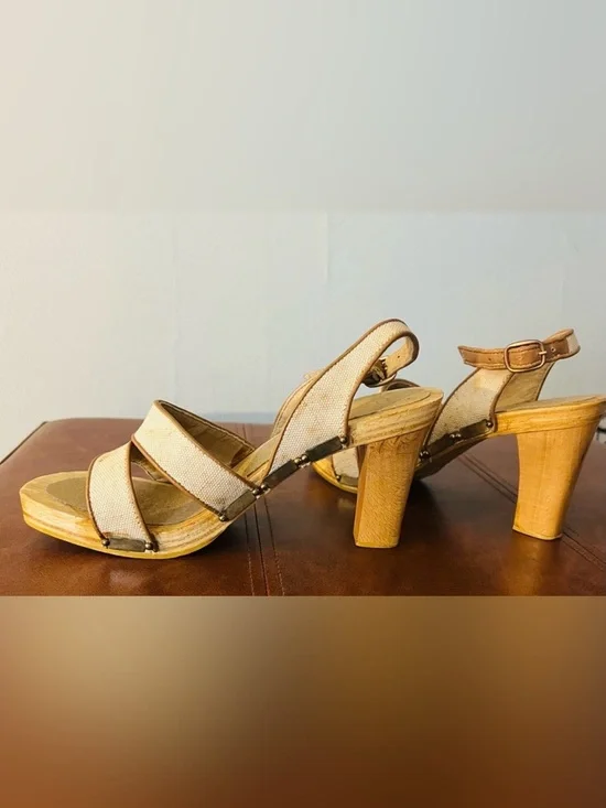1970s Qualicraft Platform Sandals Made in Greece Size 8.5 EUC