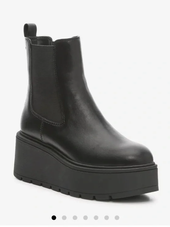 Steve Madden jitter boot EUC size‎ 8.5