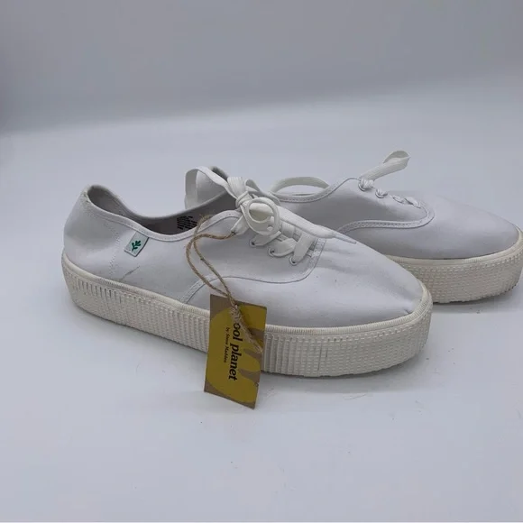 Cool Planet by Steve Madden White Shoes Stream Flatform Lace-up‎ Canvas 10 7003.