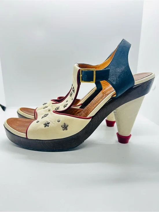Chie Mihara Women’s Sz 42 Star Stdded Heels Sandals