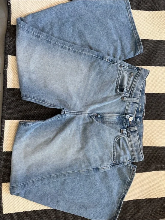 Classic Light Blue Girl’s Jeans