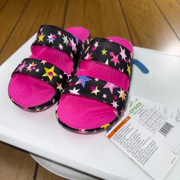 Crocs Classic Star Print Sandal K Pink Black Multi Kids J4 209094-6UC NWT‎