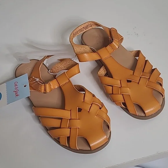 New with tags! Cat & Jack Girls Ella size 12 cognac summer sandals