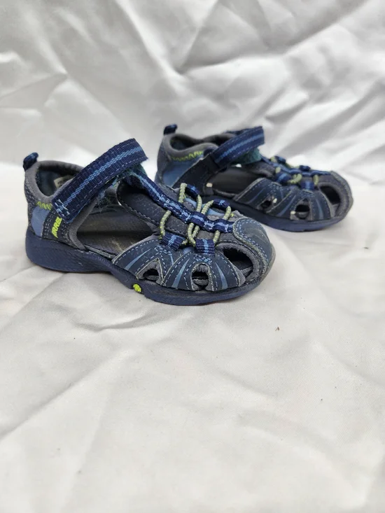 Merrell Navy Blue Closed-Toe Kids Sandals with Hook-and-Loop Strap