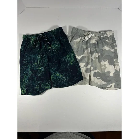 Old Navy Kids‎ Boys Size S (6-7) Pool to Play Shorts Camo & Green Lot of 2