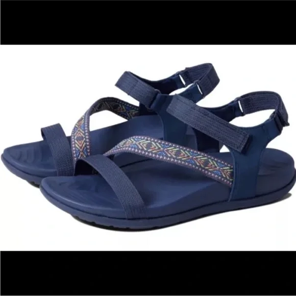 Woman's Sandals SKECHERS Reggae - Size 11