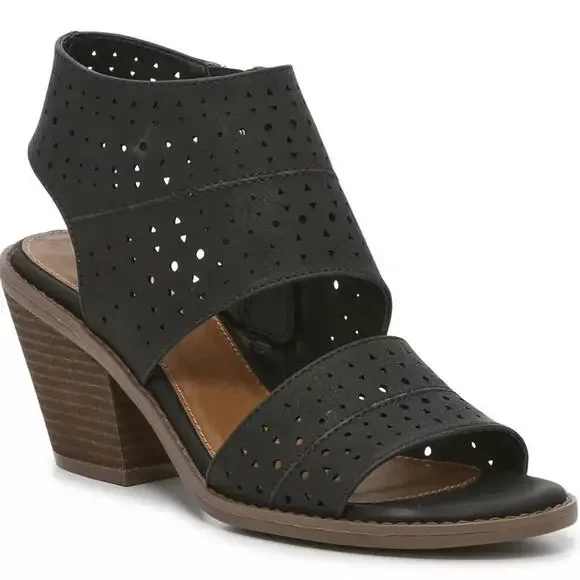 EUROSOFT TANNYN laser‎ cut double strap sandal NWOB Blk Size 8
