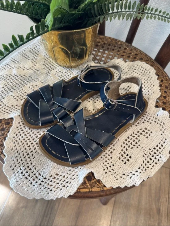 Navy Blue Saltwater Sandals Youth Size 1