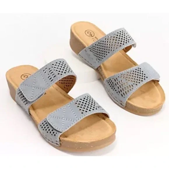 New White Mountain Ferula Suede Leather‎ Perforated Slide Sandals Blue Size 10