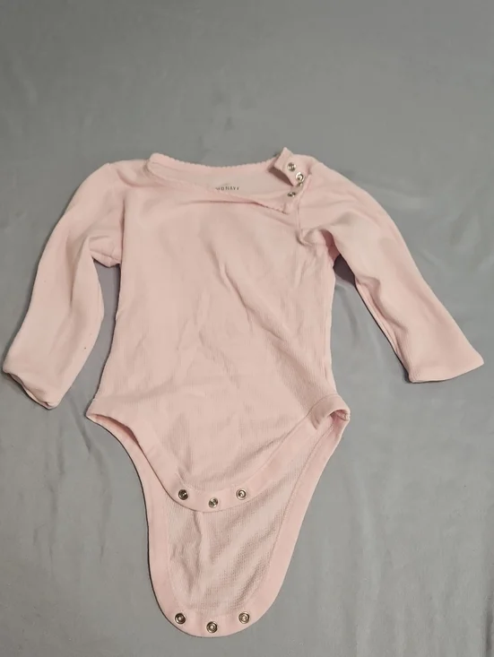 Old Navy Light Pink Long-Sleeve Ribbed Baby One-Piece Bodysuit