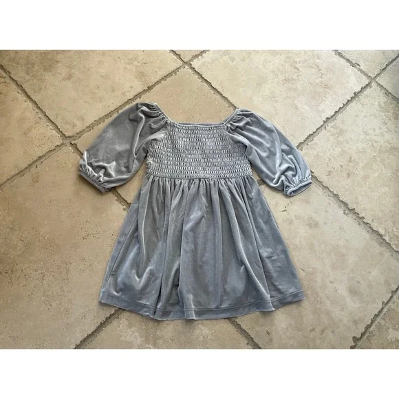 NWT‎ Old Navy gray Girl's Smocked Velvet Dress - size 4T