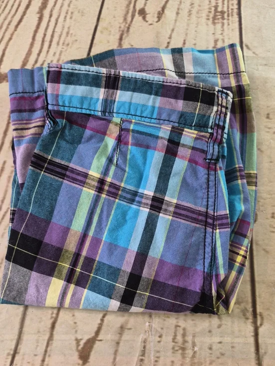 Old Navy Multicolored‎ Plaid Shorts Size 7 (kid)