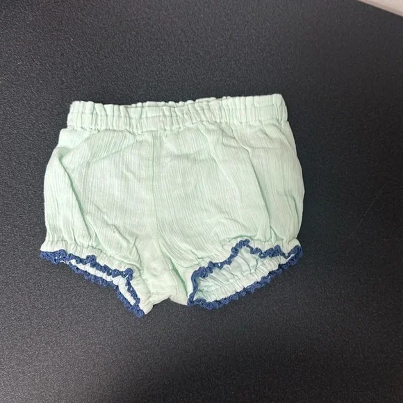 Baby gap shorts